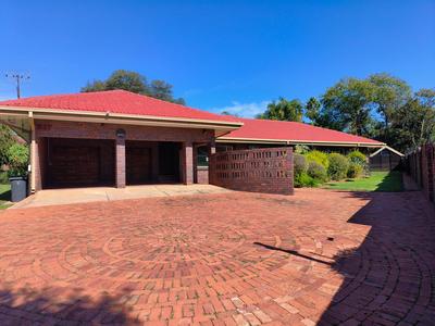 House For Sale in Monument Park Ext, Pretoria