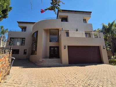 House For Sale in Waterkloof Heights, Pretoria